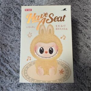 Pop Mart THE MONSTERS - Have a Seat Vinyl
Plush Blind Box- QuQu 💚